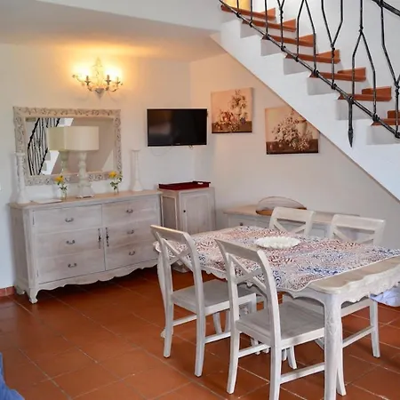 Iss Travel, 1 - 100 M From Cala D'ambra Apartament San Teodoro (Sardinia)