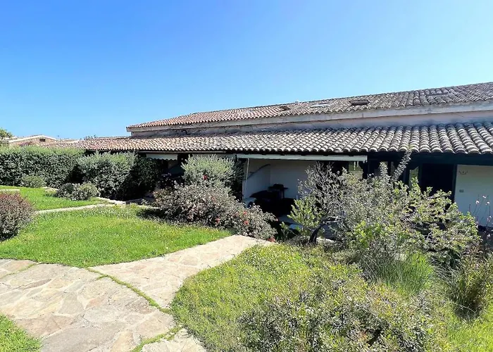 Iss Travel, 1 - 100 M From Cala D'ambra Appartement